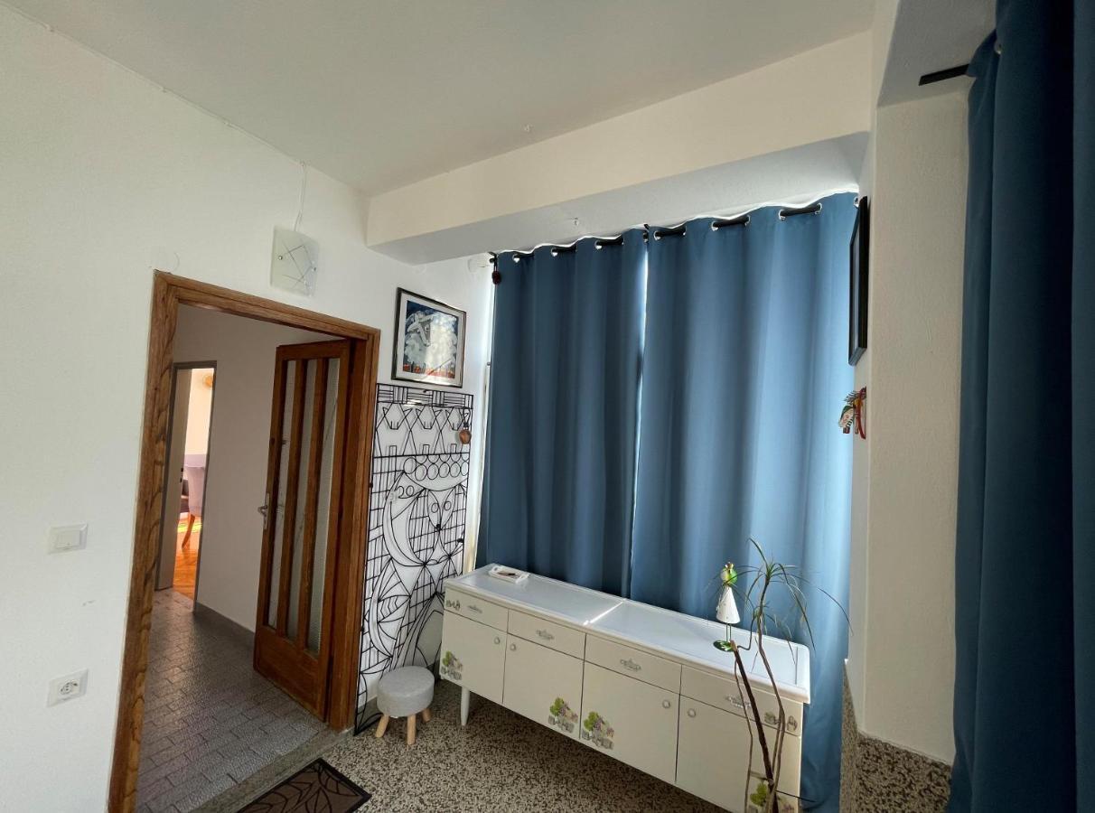 Apartment Mlija Omiš Kültér fotó