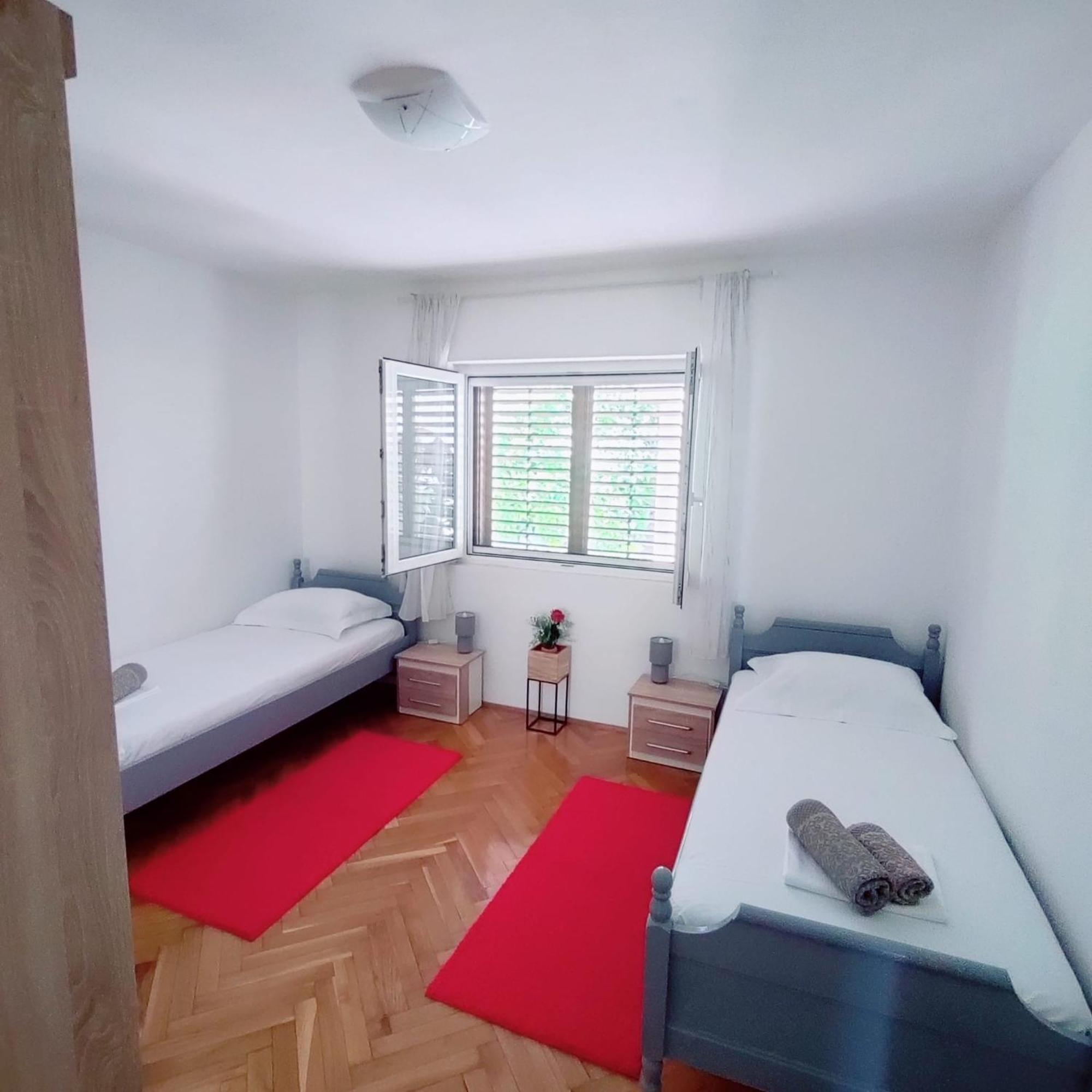 Apartment Mlija Omiš Kültér fotó