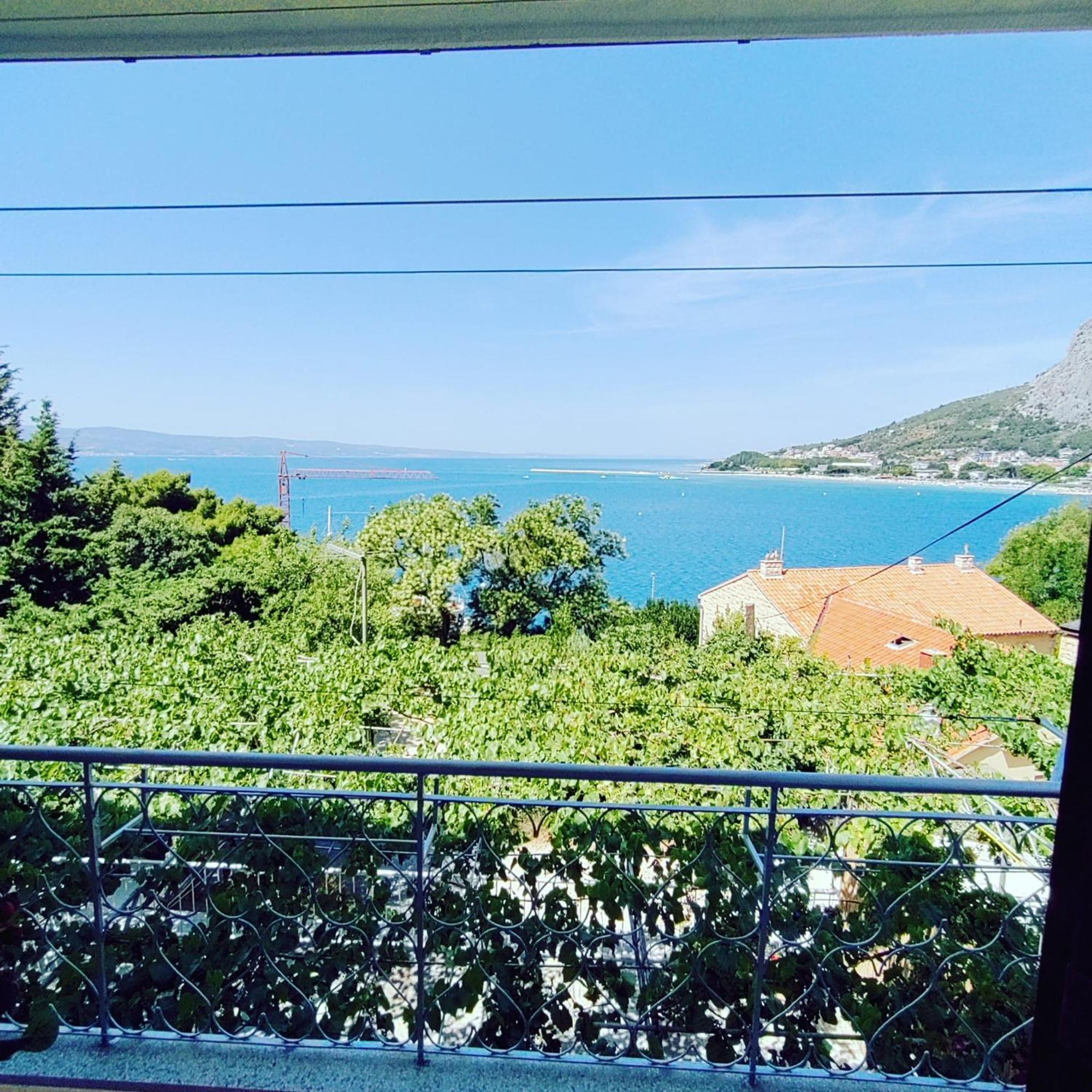 Apartment Mlija Omiš Kültér fotó